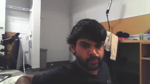 Snapshot of sundoog chatting on 02.02.25 Sundoog online show from 02.02.25