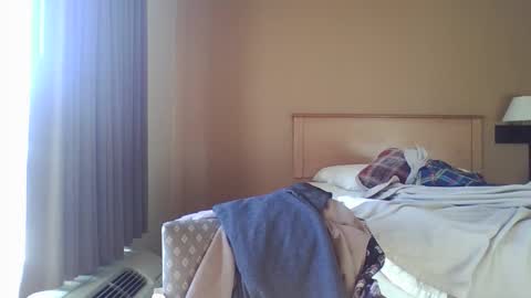 Snapshot of sungoku477 chatting on 11.03.25 sungoku477 online show from 11.03.25