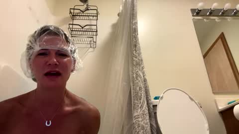 Snapshot of sunnbabe92485 chatting on 09.10.25 sunnbabe92485 online show from 09.10.25