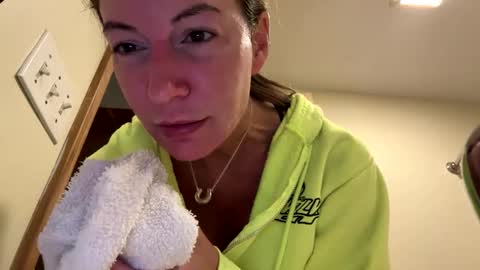 Snapshot of sunnbabe92485 chatting on 10.02.25 sunnbabe92485 online show from 10.02.25