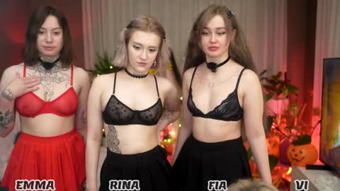 Fia  -  TG -  Mia -  Alice -  online show from 10.25.25