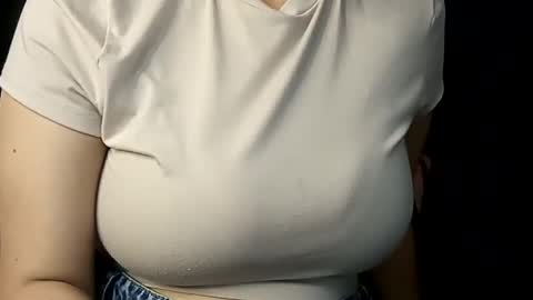 Annie online show from 02.25.25