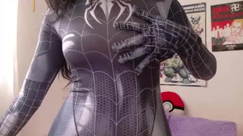 Snapshot of sunshine_girl9 chatting on 10.07.25 sunshine_girl9 online show from 10.07.25