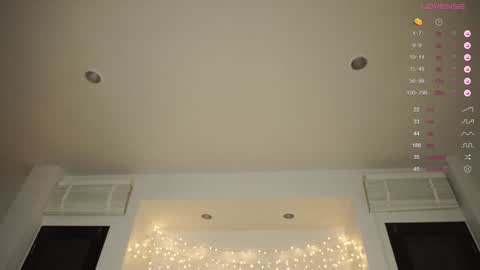 Milana Scarlett online show from 10.28.25