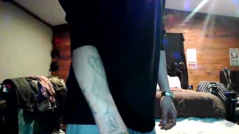 Snapshot of superd512 chatting on 12.06.24 Guero Cash online show from 12.06.24