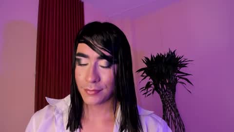 Snapshot of suprasexyjohn chatting on 12.20.24 llllSupra llll online show from 12.20.24