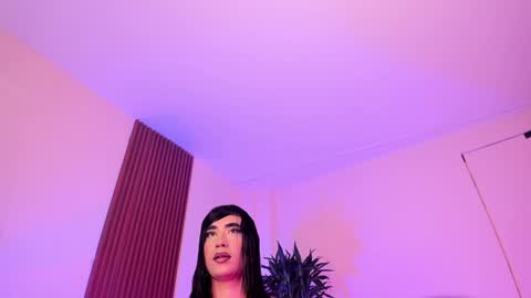 Snapshot of suprasexyjohn chatting on 01.18.25 llllSupra llll online show from 01.18.25