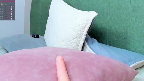 Amelia  online show from 01.27.25