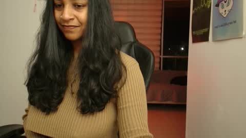 Snapshot of susanrhodes_ chatting on 10.18.25 Susan Rhodes online show from 10.18.25