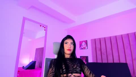 Snapshot of sussan_nicolle1 chatting on 09.23.25 Sussan Nicole online show from 09.23.25