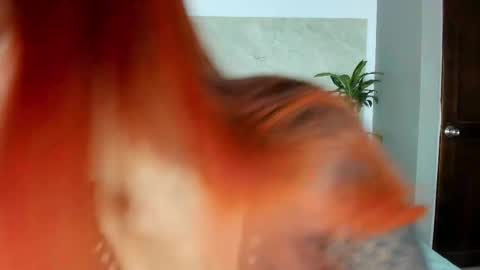 Snapshot of sussanmilf_ chatting on 02.14.25 sussanmilf online show from 02.14.25