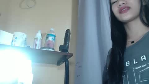Snapshot of sususlutxx chatting on 09.23.25 susie online show from 09.23.25
