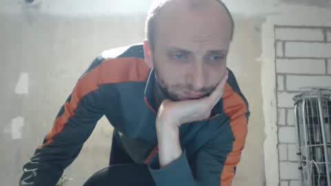 Snapshot of svetifox chatting on 02.19.25 Sveti online show from 02.19.25