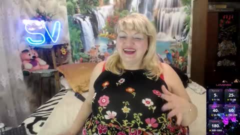 Snapshot of svetifox chatting on 02.25.25 Sveti online show from 02.25.25