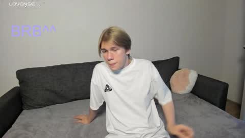 Snapshot of swag_mua chatting on 11.01.25 Swen online show from 11.01.25