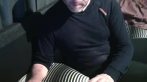 Snapshot of swartarn chatting on 10.07.25 ArnSwart online show from 10.07.25