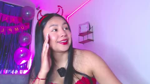 Snapshot of sweeet_amy chatting on 10.08.25 Amy IG sweeet amy0 online show from 10.08.25