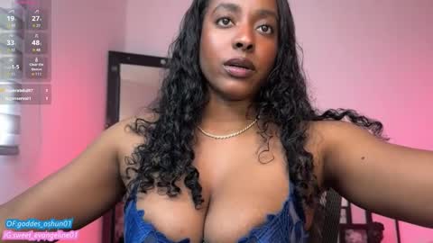 Snapshot of sweer_oshun chatting on 10.20.25 Evangeline online show from 10.20.25