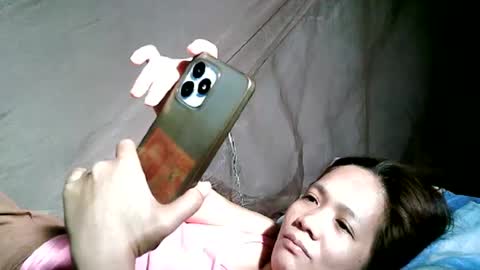 Snapshot of sweet818957 chatting on 02.21.25 sweet818957 online show from 02.21.25