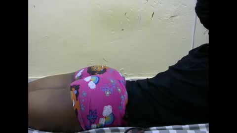 Snapshot of sweet_amor254 chatting on 09.20.25 Silvia online show from 09.20.25