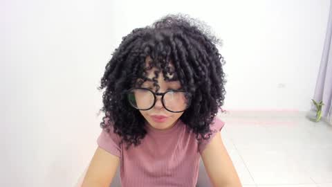 Snapshot of sweet_anie_04 chatting on 01.23.25 Anie online show from 01.23.25