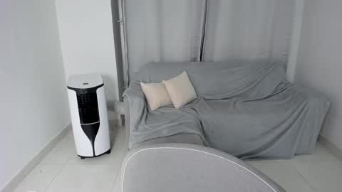 Snapshot of sweet_anie_04 chatting on 02.02.25 Anie online show from 02.02.25