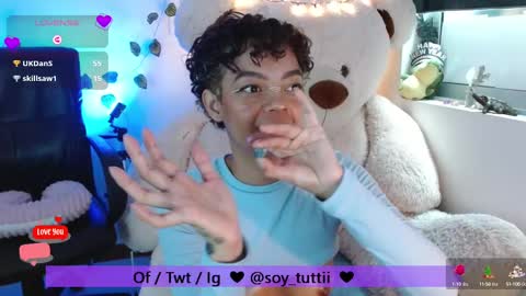 Snapshot of sweet_bluee chatting on 02.19.25 Tutti  online show from 02.19.25