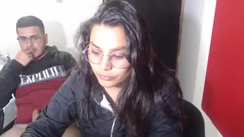 Snapshot of sweet_fantasy_couple chatting on 02.24.25 sweet_fantasy_couple online show from 02.24.25