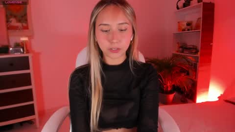 Snapshot of sweet_kalisa chatting on 01.08.25 Call me Kali online show from 01.08.25