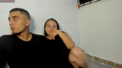 Snapshot of sweet_kings_of_sex chatting on 11.04.25 Chloe And Oliver online show from 11.04.25