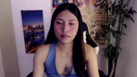 Snapshot of sweet_lady14 chatting on 09.10.25 sweet_lady14 online show from 09.10.25