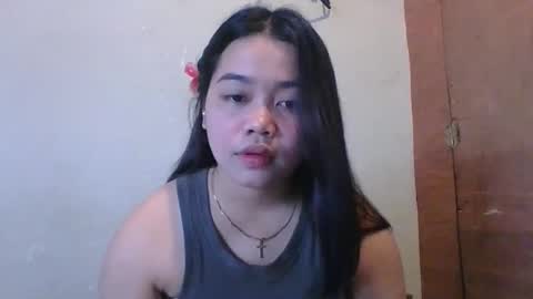 Snapshot of sweet_mae28xx chatting on 10.16.25 sweet_mae28xx online show from 10.16.25