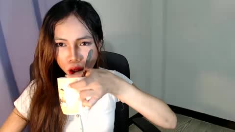 Maleia online show from 02.06.25