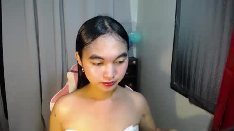 Snapshot of sweet_mariax chatting on 02.05.25 Maria Stella online show from 02.05.25