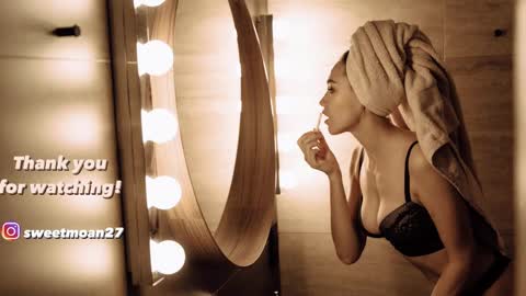 Snapshot of sweet_moan chatting on 02.12.25 Dana online show from 02.12.25