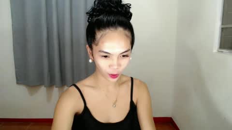 Snapshot of sweet_tyla chatting on 02.02.25 sweet_tyla online show from 02.02.25