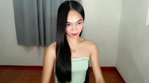 Snapshot of sweet_tyla chatting on 02.19.25 sweet_tyla online show from 02.19.25