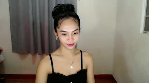 Snapshot of sweet_tyla chatting on 03.07.25 sweet_tyla online show from 03.07.25