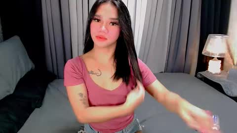 Snapshot of sweet_zoey12 chatting on 10.30.25 bea takashi online show from 10.30.25