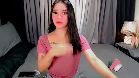 Snapshot of sweet_zoey12 chatting on 11.09.25 bea takashi online show from 11.09.25