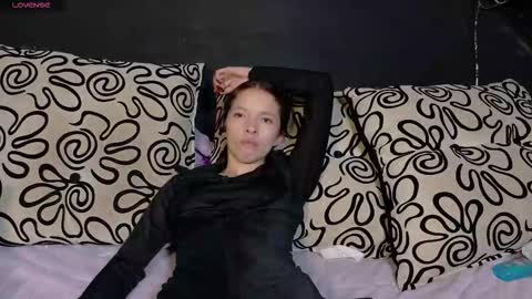 sweetdam12 online show from 10.27.25