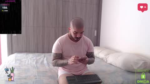 Snapshot of sweetdesires_ chatting on 09.26.25 online show from 09.26.25
