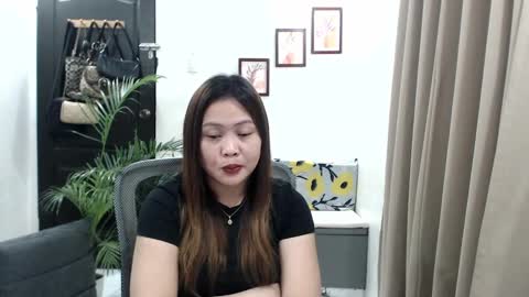 Snapshot of sweetestsmile_ chatting on 01.24.25 Khaye online show from 01.24.25