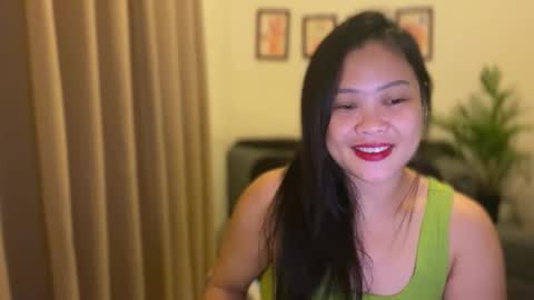 Snapshot of sweetestsmile_ chatting on 09.14.25 Khaye online show from 09.14.25