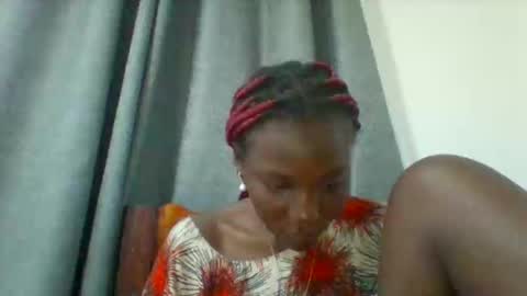 Snapshot of sweetfel chatting on 09.15.25 sweetfel online show from 09.15.25