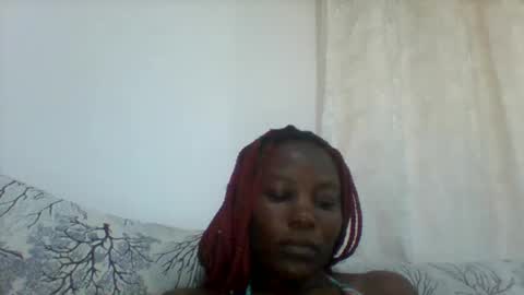 Snapshot of sweetfel chatting on 09.21.25 sweetfel online show from 09.21.25