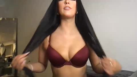 Gracie  online show from 11.09.25