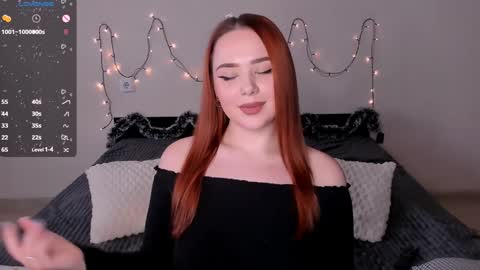 Snapshot of sweetie_candy_ chatting on 12.22.24 Hannah online show from 12.22.24