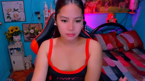Snapshot of sweetienicole chatting on 12.02.24 Nicole online show from 12.02.24