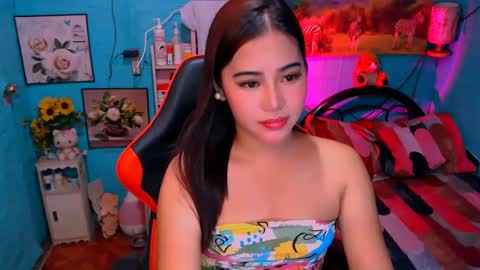 Snapshot of sweetienicole chatting on 12.12.24 Nicole online show from 12.12.24